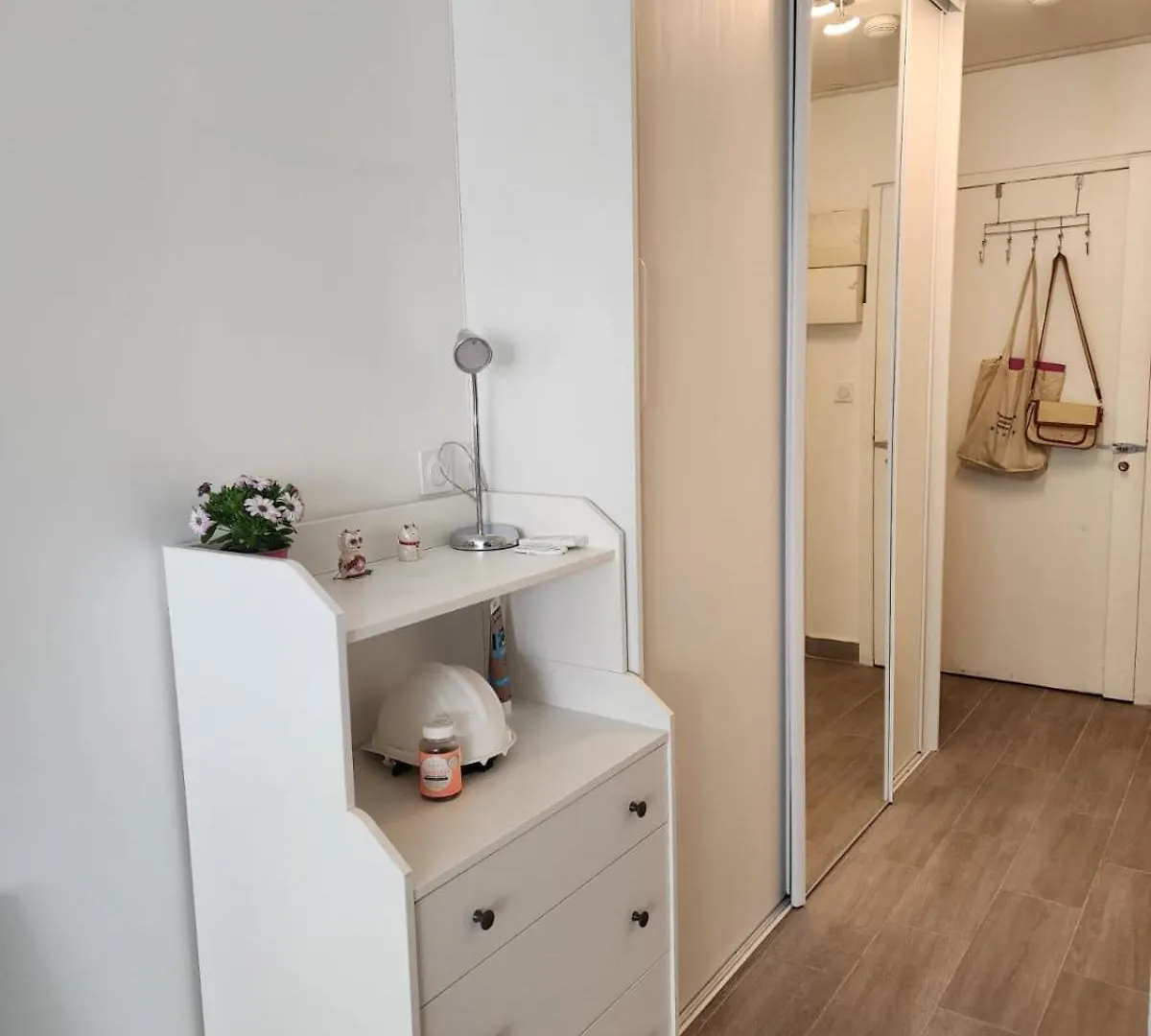 Cosy In Apartment Paris
